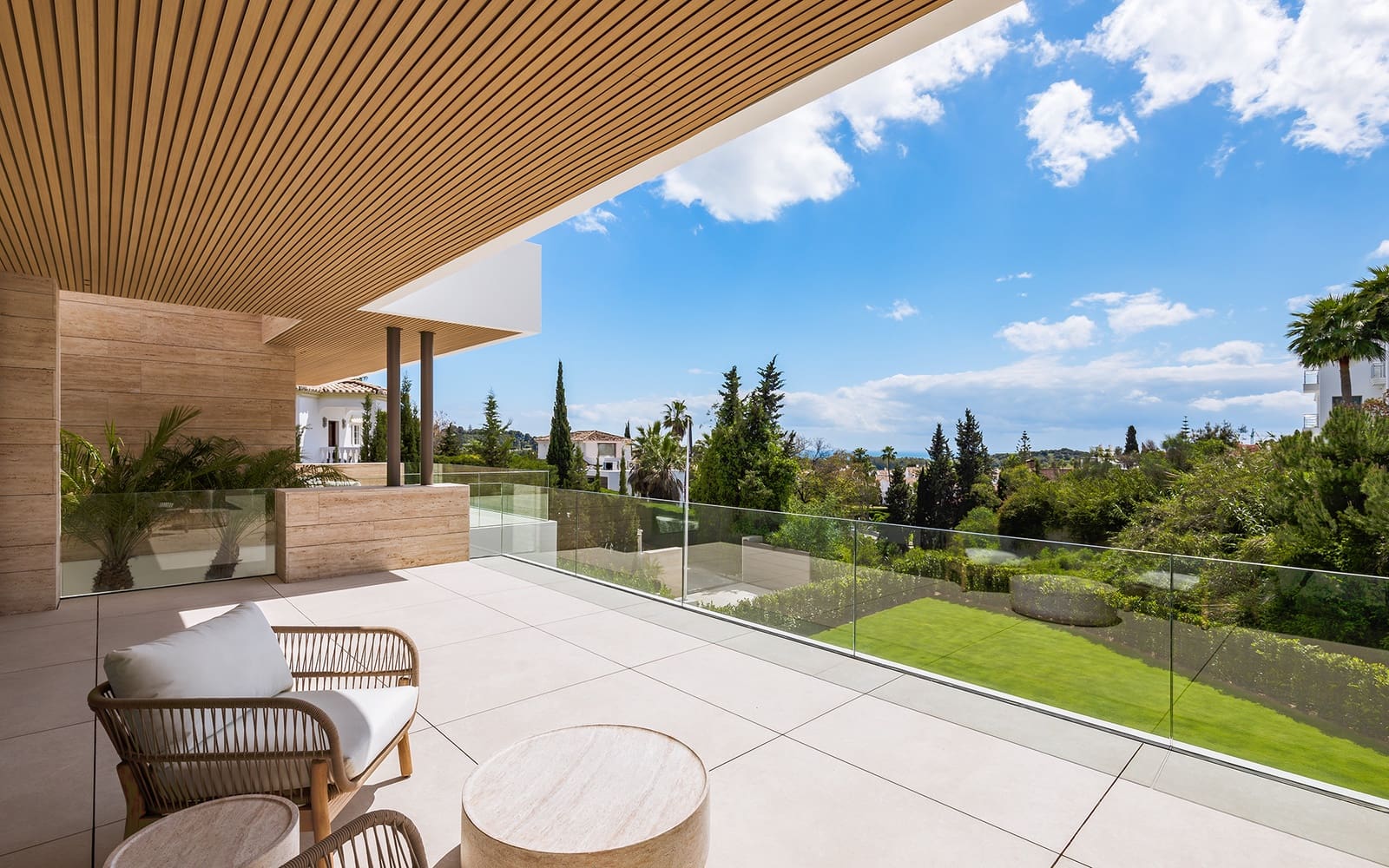 5 bedroom Villa for sale in Benahavis with pool garage - € 4,990,000 (Ref: 9848508)