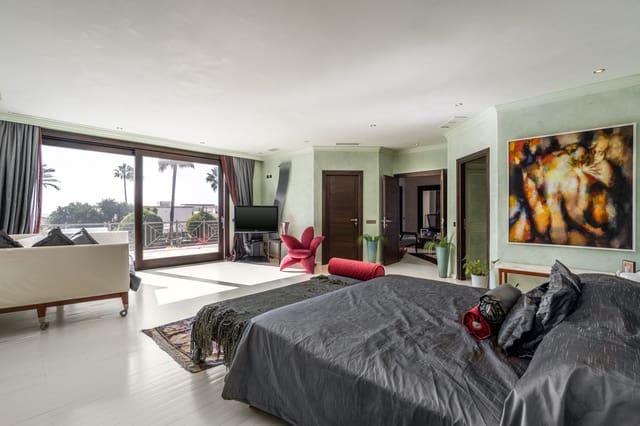 8 soverom Villa til salgs i El Paraiso, Estepona med svømmebasseng garasje - € 13 500 000 (Ref: 9848509)