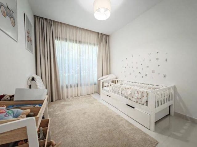 3 soveværelse Lejlighed til salg i Nueva Atalaya, Estepona med swimmingpool garage - € 799.000 (Ref: 9848511)