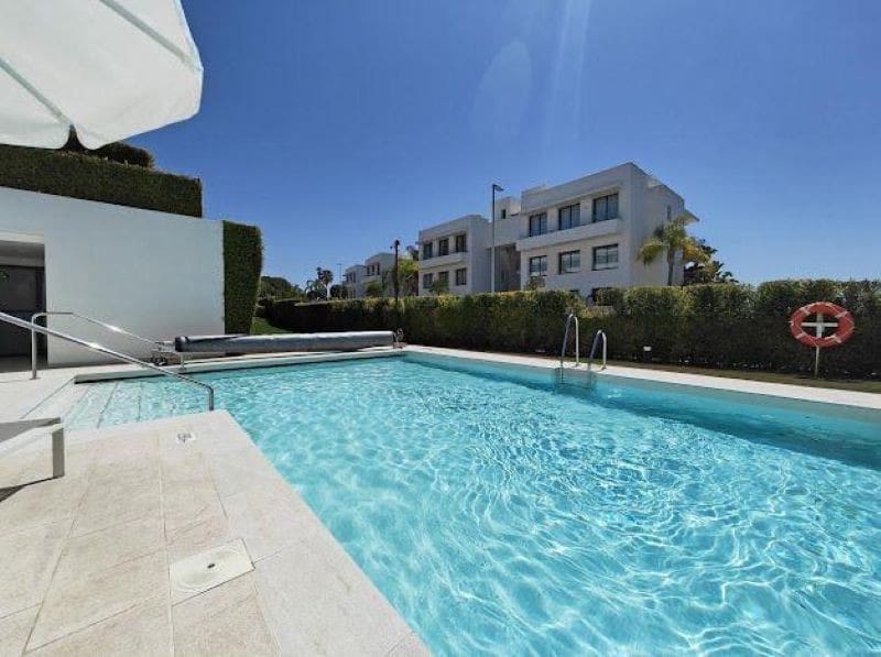3 soveværelse Lejlighed til salg i New Golden Mile med swimmingpool garage - € 799.000 (Ref: 9848511)