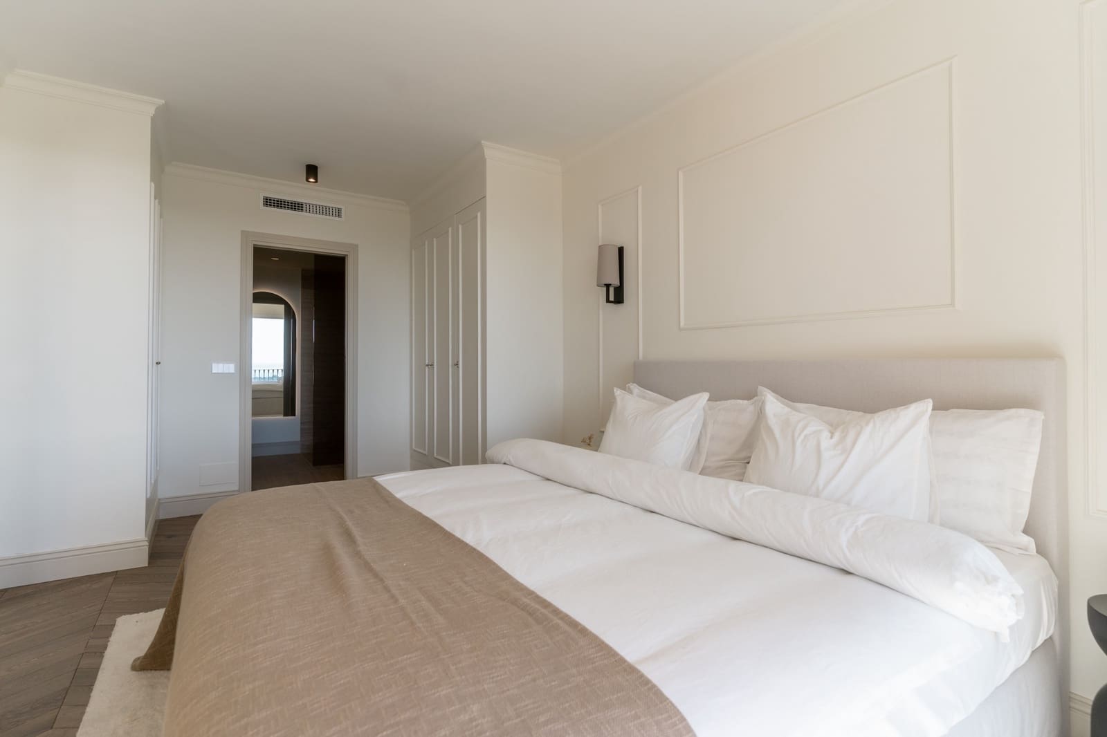 4 bedroom Townhouse for sale in Monte Halcones with pool - € 1,295,000 (Ref: 9848515)
