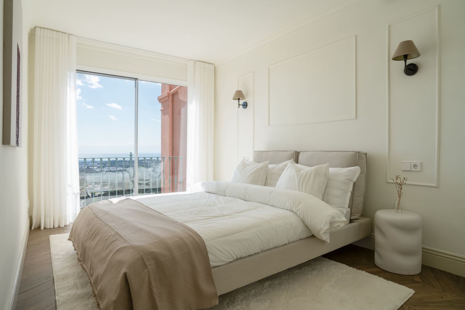 4 bedroom Townhouse for sale in Monte Halcones with pool - € 1,295,000 (Ref: 9848515)