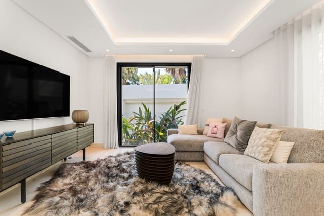 5 soveværelse Villa til salg i Marbesa, Marbella med swimmingpool garage - € 5.795.000 (Ref: 9848522)