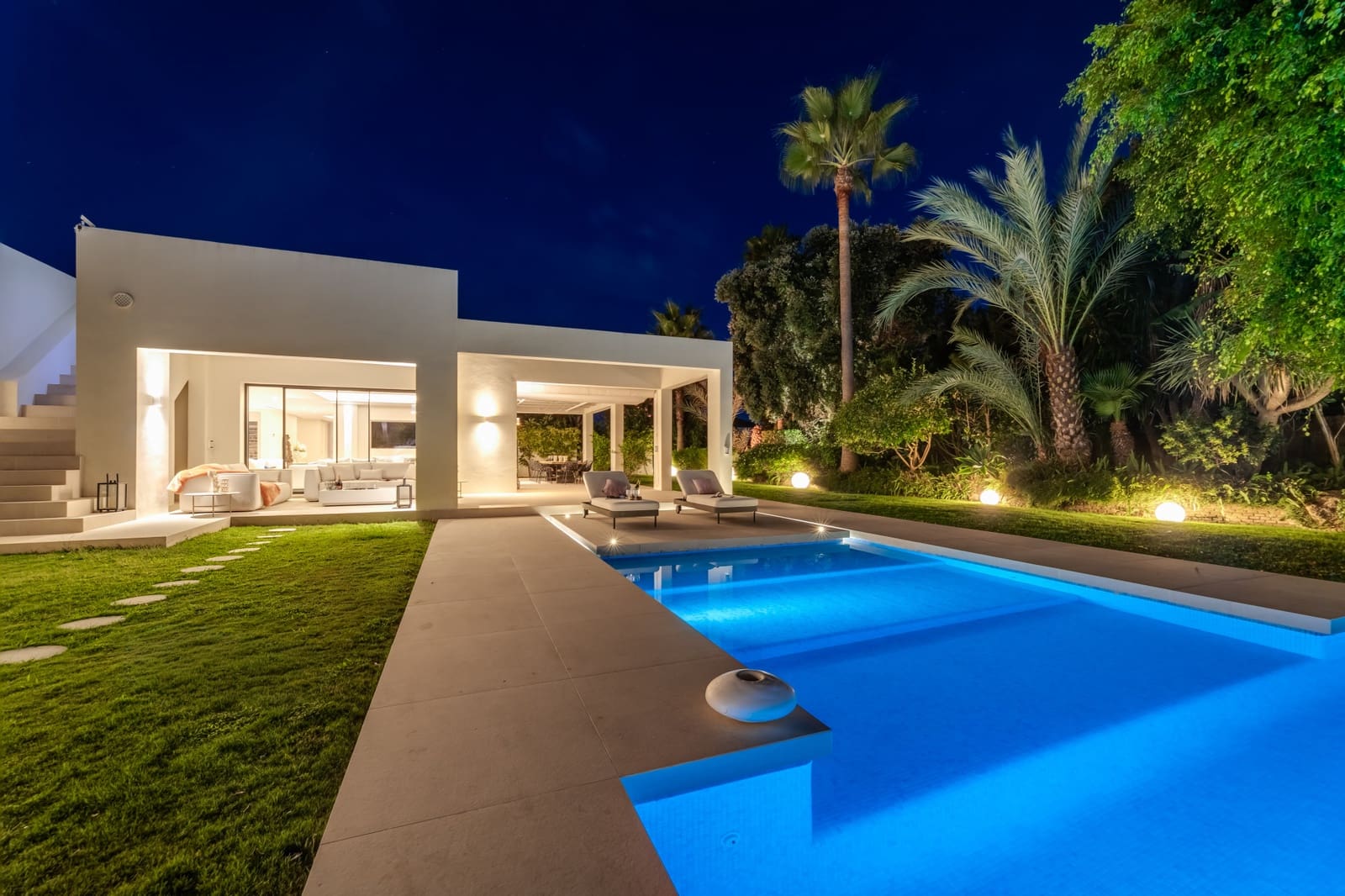 5 soveværelse Villa til salg i Marbella med swimmingpool garage - € 5.795.000 (Ref: 9848522)