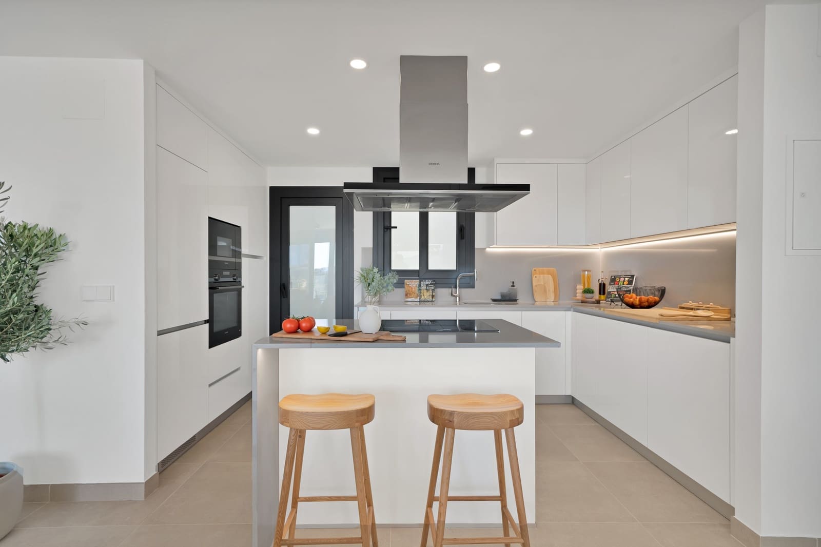 3 bedroom Penthouse for sale in Atalaya-Isdabe with pool garage - € 1,100,000 (Ref: 9848531)