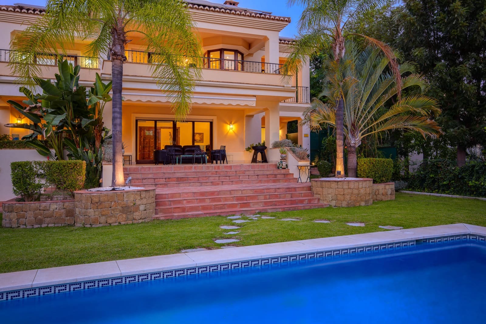 6 camera da letto Villa in vendita in Los Arqueros con piscina garage - 2.299.000 € (Rif: 9848539)
