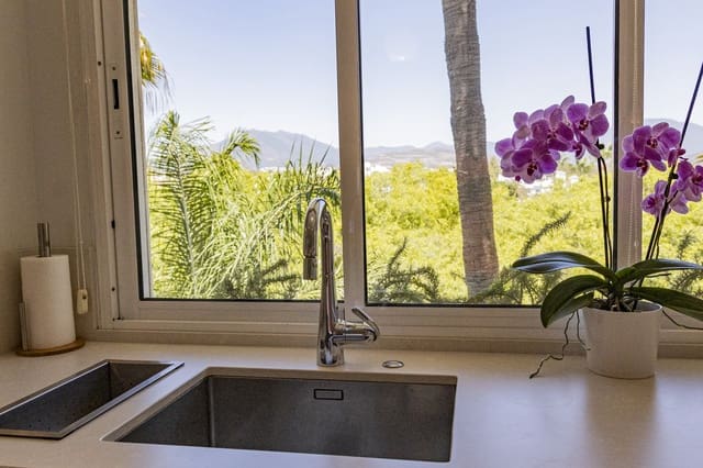 3 Zimmer Penthouse zu verkaufen in Puerto Banus, Marbella mit Pool Garage - 5.750.000 € (Ref: 9848549)