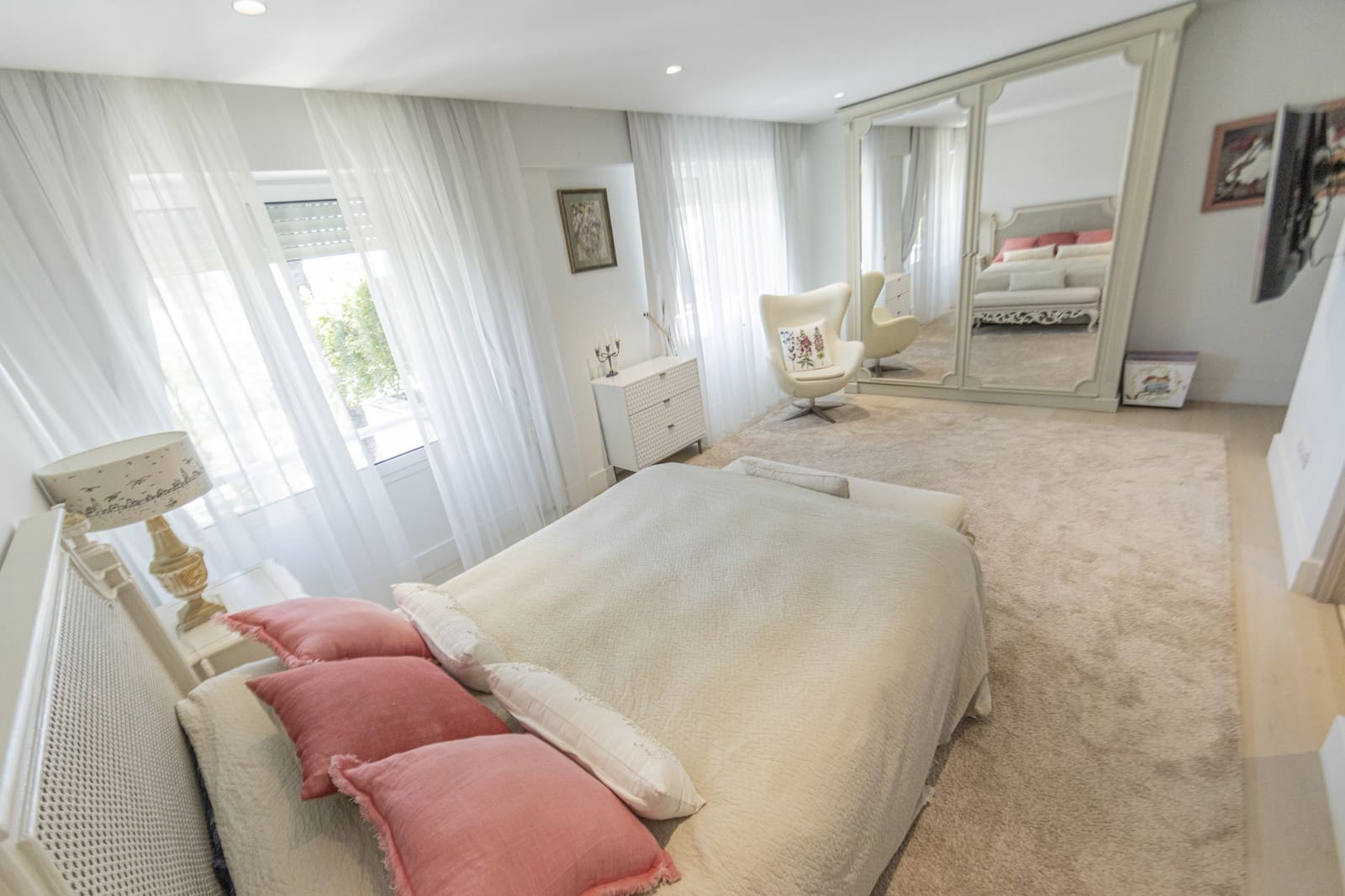 Ático de 3 habitaciones en Marbella en venta con piscina garaje - 5.750.000 € (Ref: 9848549)