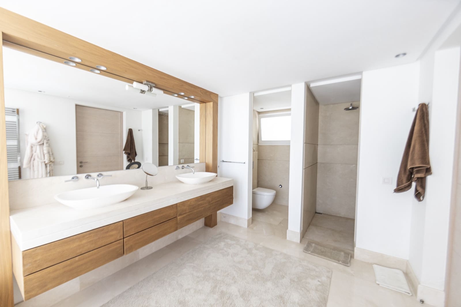 Ático de 3 habitaciones en Marbella en venta con piscina garaje - 5.750.000 € (Ref: 9848549)