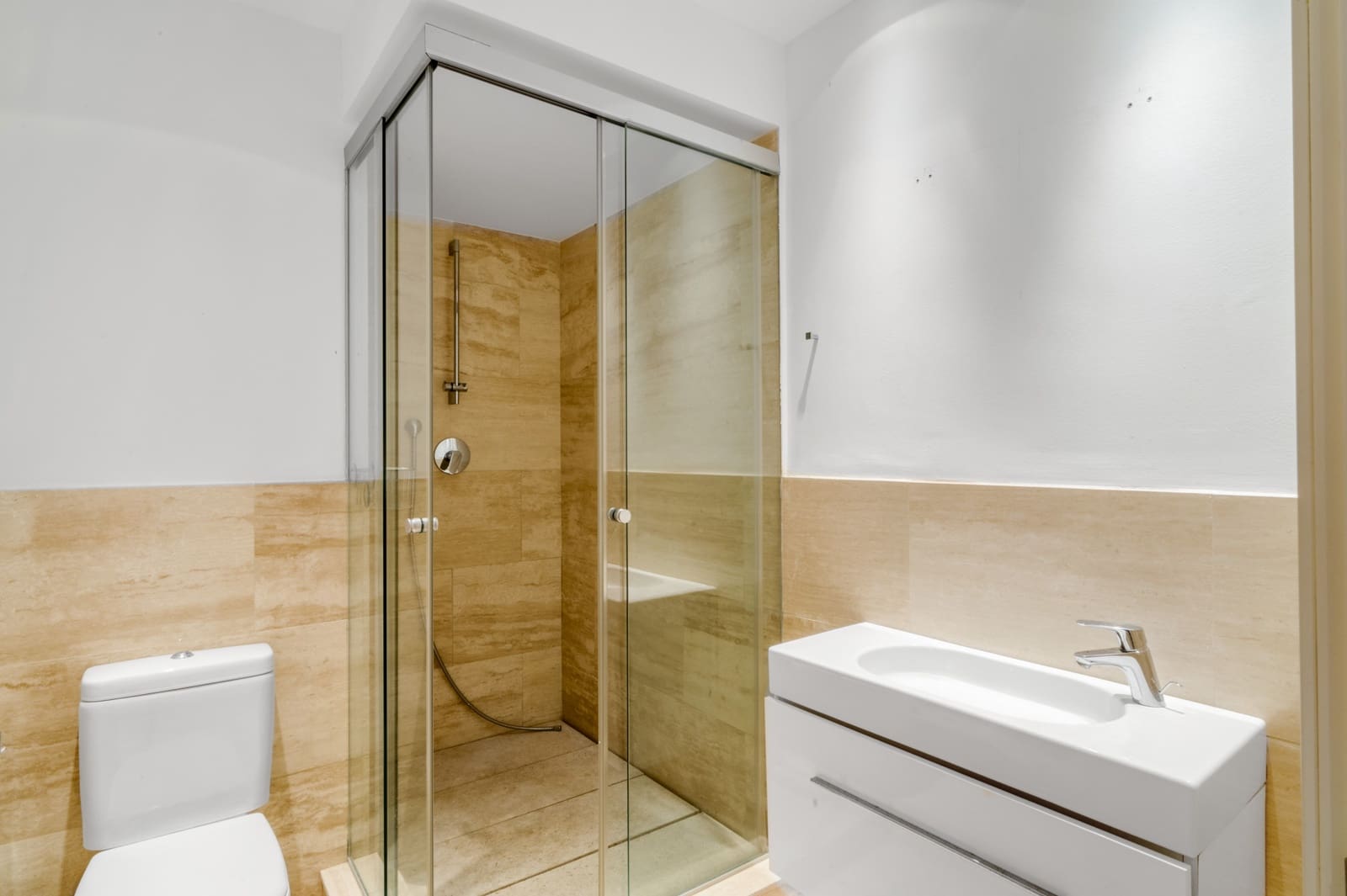 6 soverom Villa til salgs i Marbella med svømmebasseng garasje - € 3 150 000 (Ref: 9848550)