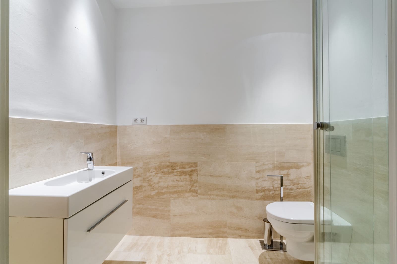 6 soverom Villa til salgs i Marbella med svømmebasseng garasje - € 3 150 000 (Ref: 9848550)