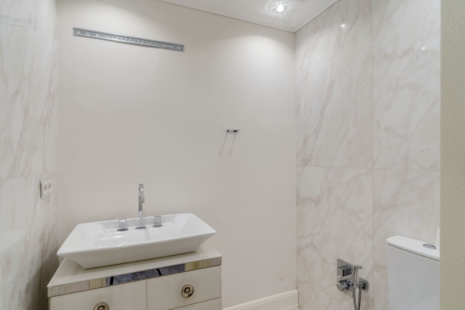 Chalet de 6 habitaciones en Marbella en venta con piscina garaje - 3.150.000 € (Ref: 9848550)