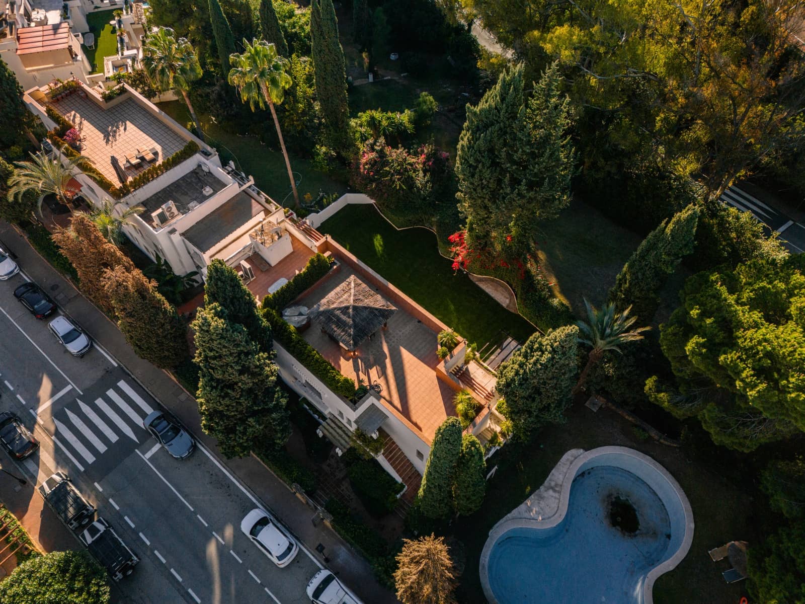 4 soverom Leilighet til salgs i Marbella med svømmebasseng garasje - € 1 995 000 (Ref: 9848552)