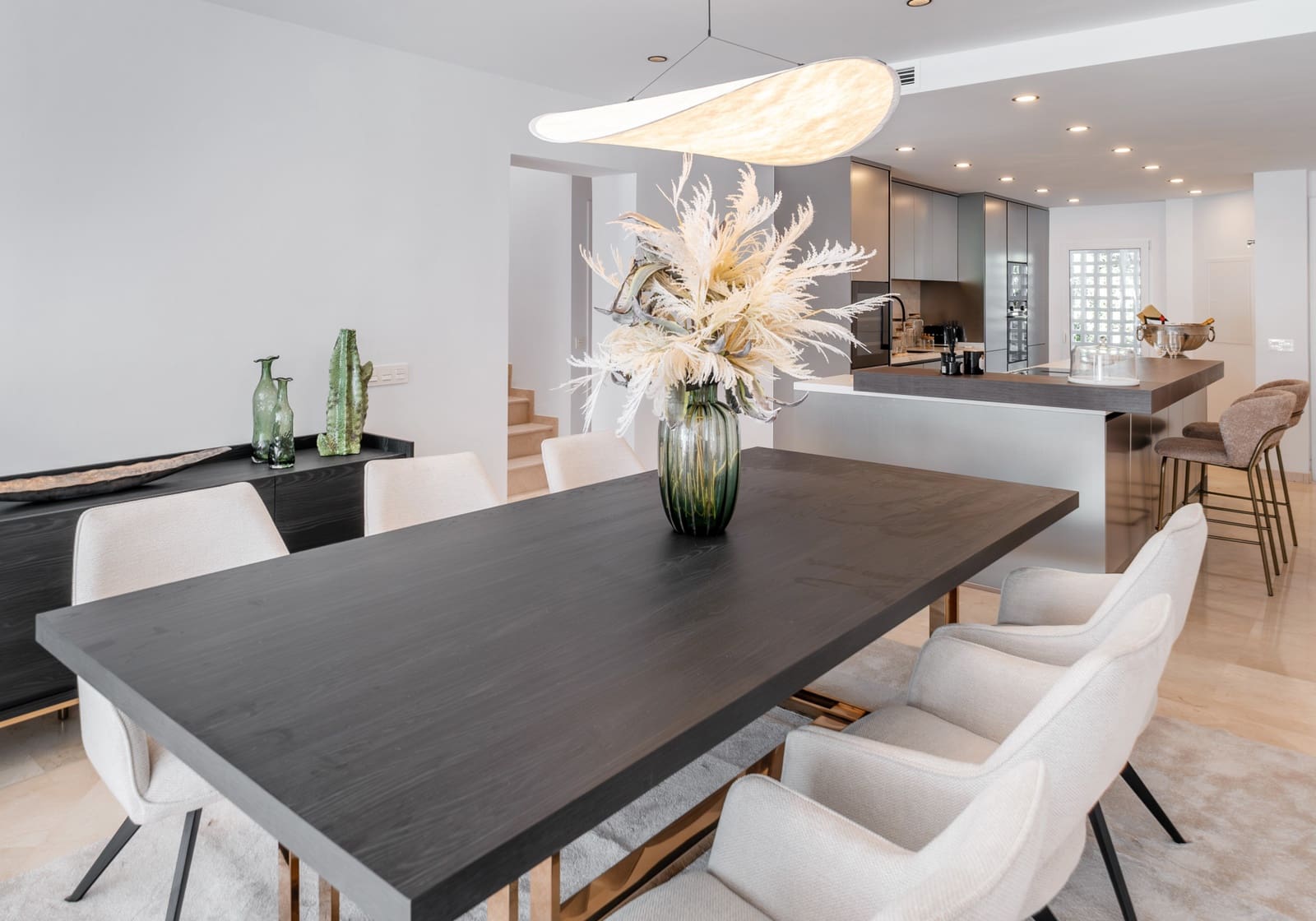 3 bedroom Penthouse for sale in Marbella with pool garage - € 2,950,000 (Ref: 9848554)