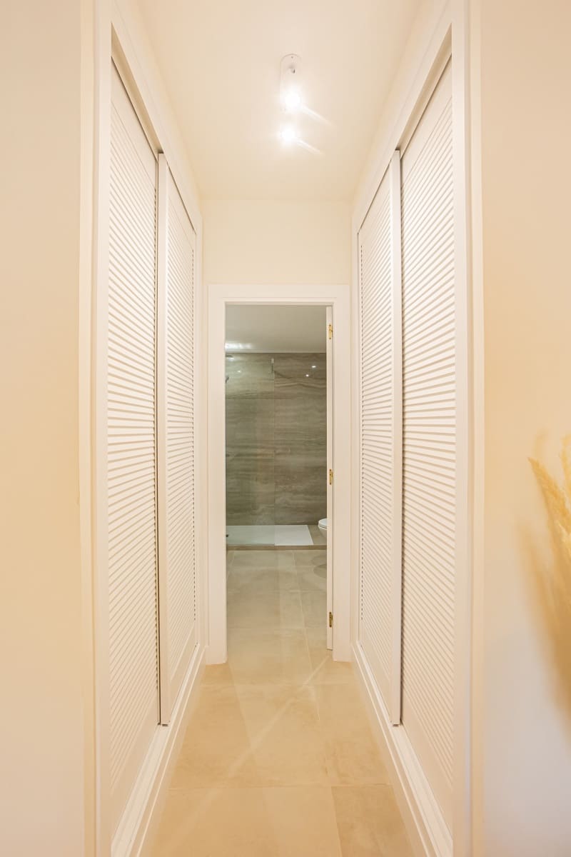 3 sypialnia Apartament na sprzedaż w Marbella z basenem garażem - 749 000 € (Ref: 9848555)
