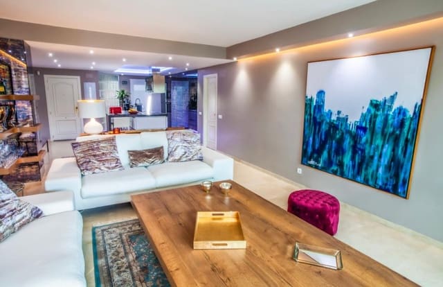 2 soveværelse Lejlighed til salg i Lomas De Marbella, Marbella med swimmingpool garage - € 795.000 (Ref: 9848558)