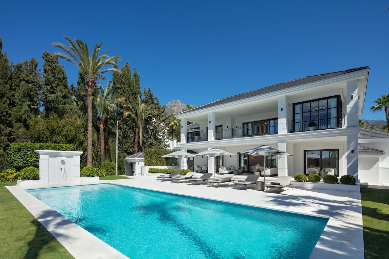 6 quarto Moradia para venda em Marbella com piscina garagem - 14 500 000 € (Ref: 9848559)
