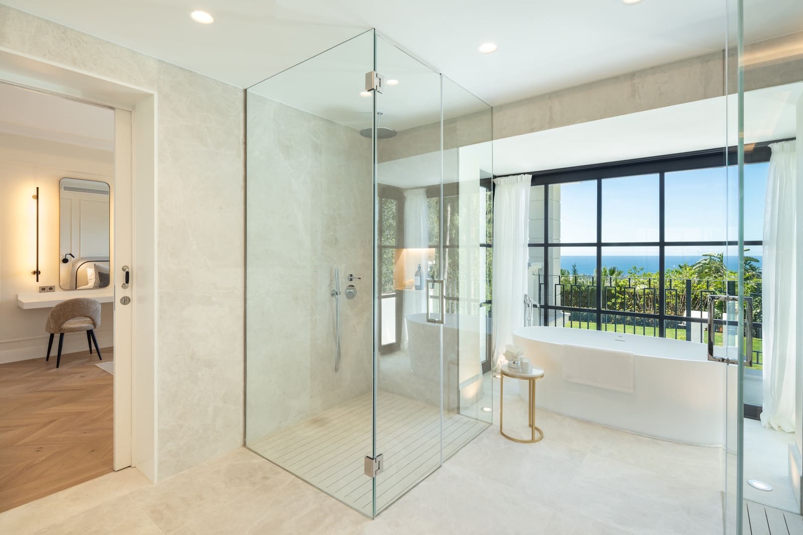 6 quarto Moradia para venda em Marbella com piscina garagem - 14 500 000 € (Ref: 9848559)