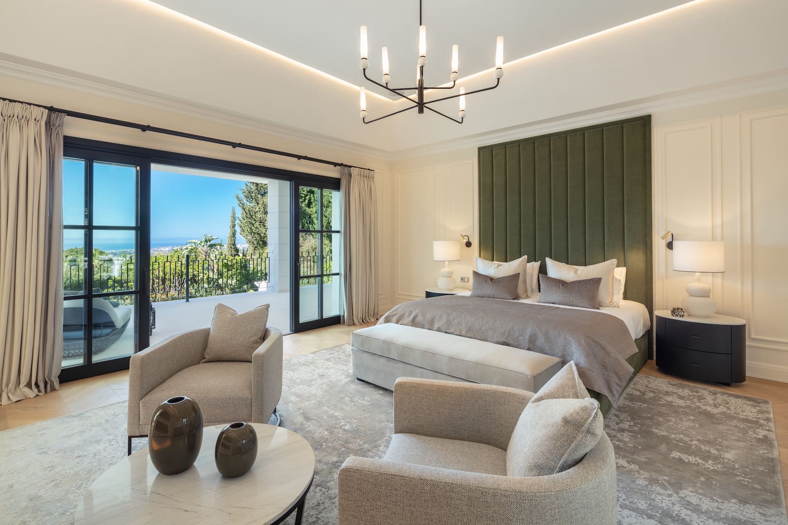 6 quarto Moradia para venda em Marbella com piscina garagem - 14 500 000 € (Ref: 9848559)