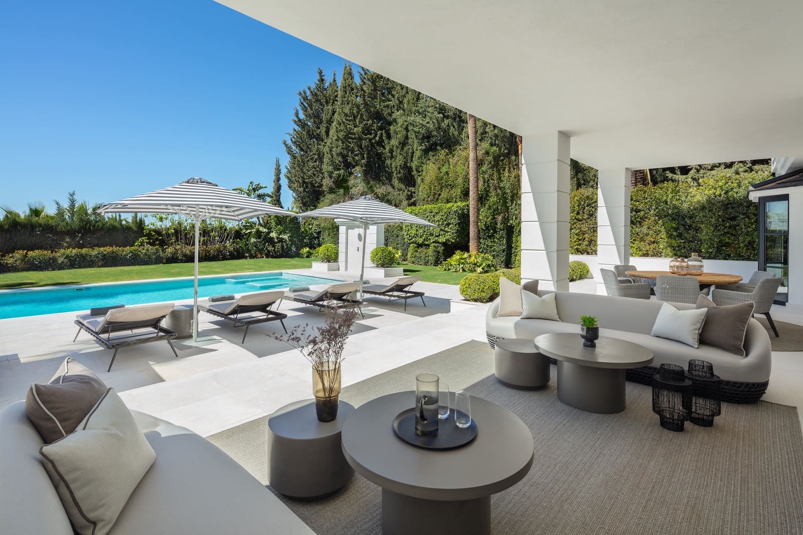 6 quarto Moradia para venda em Marbella com piscina garagem - 14 500 000 € (Ref: 9848559)