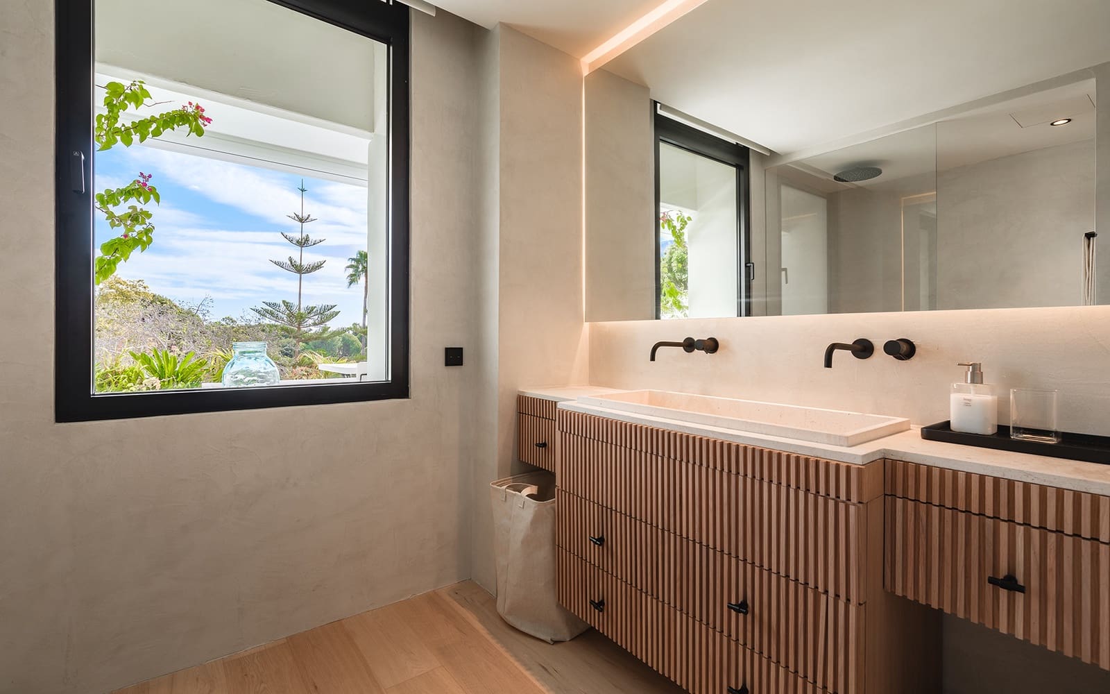 3 Zimmer Apartment zu verkaufen in Marbella mit Pool Garage - 1.980.000 € (Ref: 9848570)