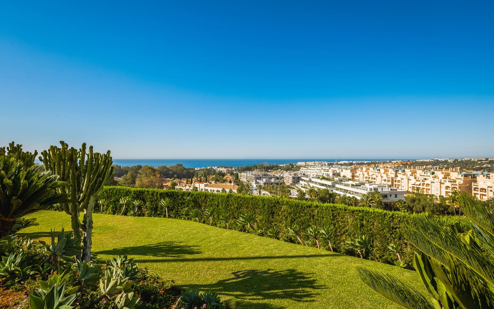 3 Zimmer Apartment zu verkaufen in Marbella mit Pool Garage - 1.980.000 € (Ref: 9848570)