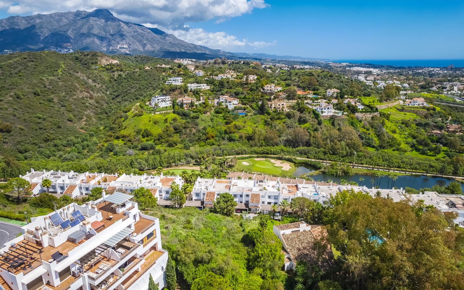 Building Plot for sale in Benahavis - € 2,200,000 (Ref: 9848571)