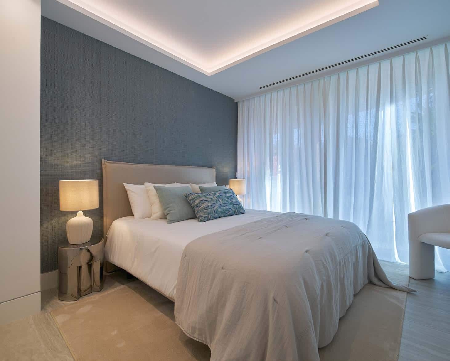 2 sovrum Lägenhet till salu i Estepona med pool garage - 850 000 € (Ref: 9848573)