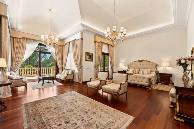 8 sypialnia Willa na sprzedaż w Guadalmina Baja, Marbella z basenem garażem - 9 700 000 € (Ref: 9848590)