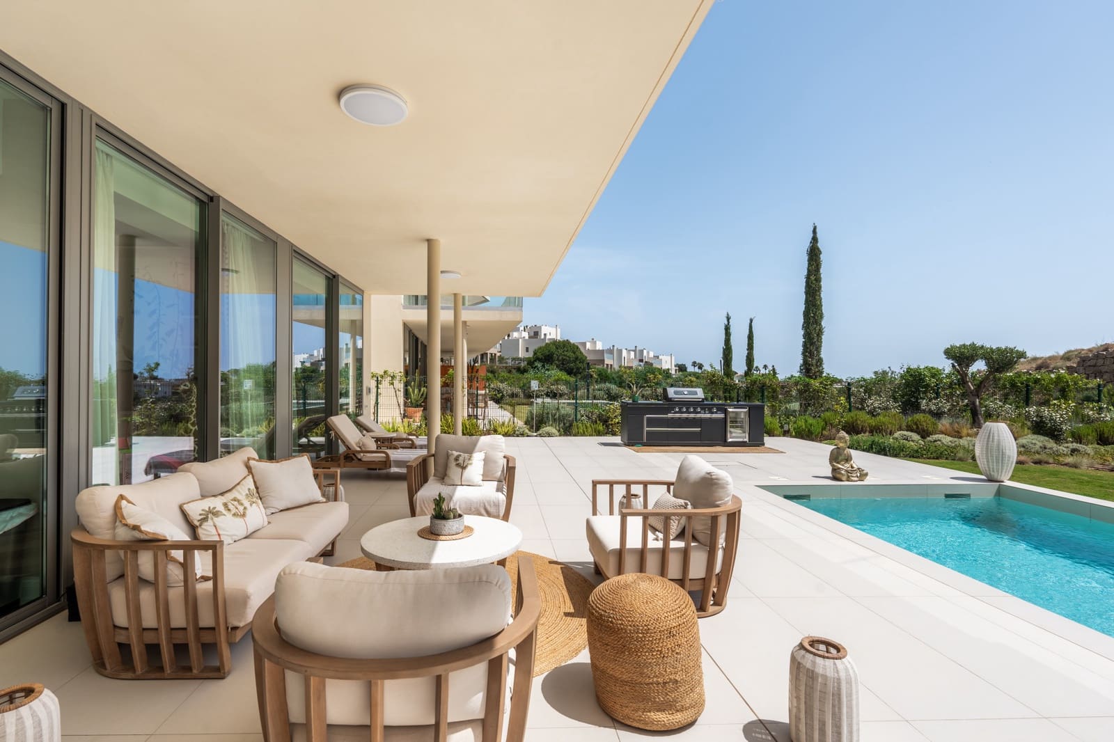 3 bedroom Apartment for sale in Mijas Costa with pool garage - € 1,450,000 (Ref: 9848594)