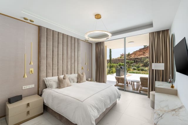 3 chambre Appartement à vendre à Mijas Costa, Mijas avec piscine garage - 1 450 000 € (Ref: 9848594)