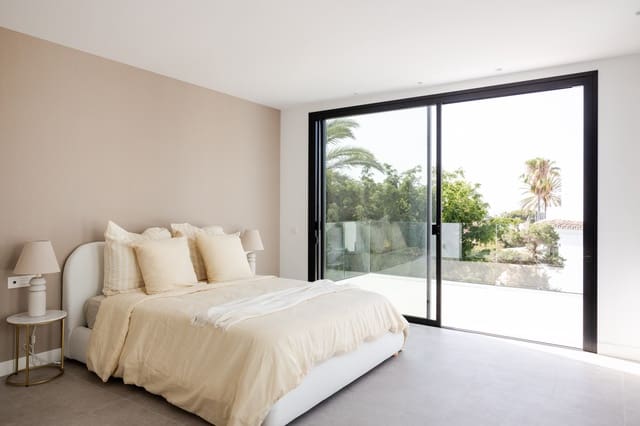 5 soveværelse Villa til salg i Marbesa, Marbella med swimmingpool garage - € 3.690.000 (Ref: 9848595)