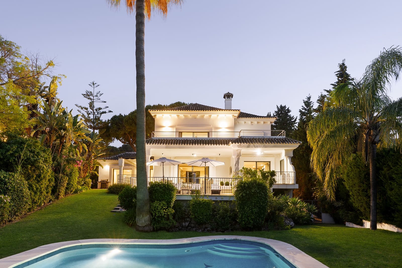 4 quarto Moradia para venda em Marbella com piscina garagem - 3 250 000 € (Ref: 9848596)
