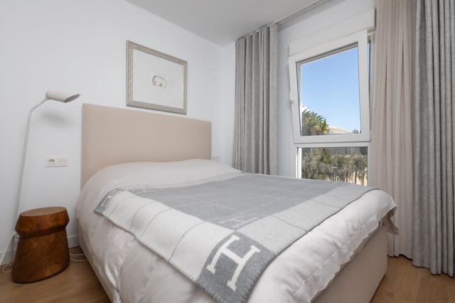 4 soveværelse Semi-Rækkehus til salg i El Chaparral, Mijas med swimmingpool garage - € 849.000 (Ref: 9848597)