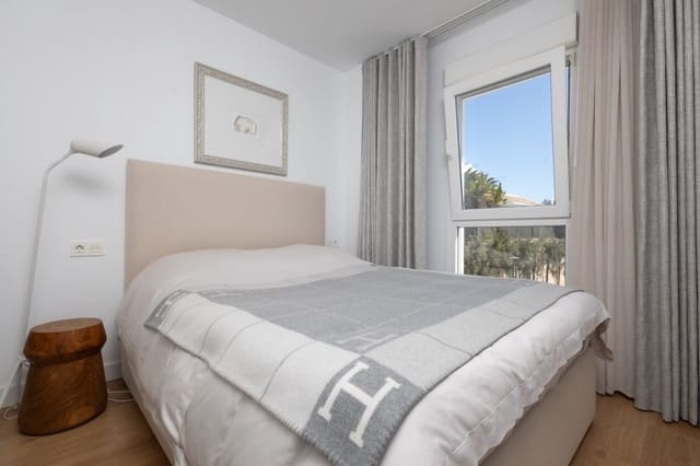 4 soveværelse Semi-Rækkehus til salg i El Chaparral, Mijas med swimmingpool garage - € 849.000 (Ref: 9848597)