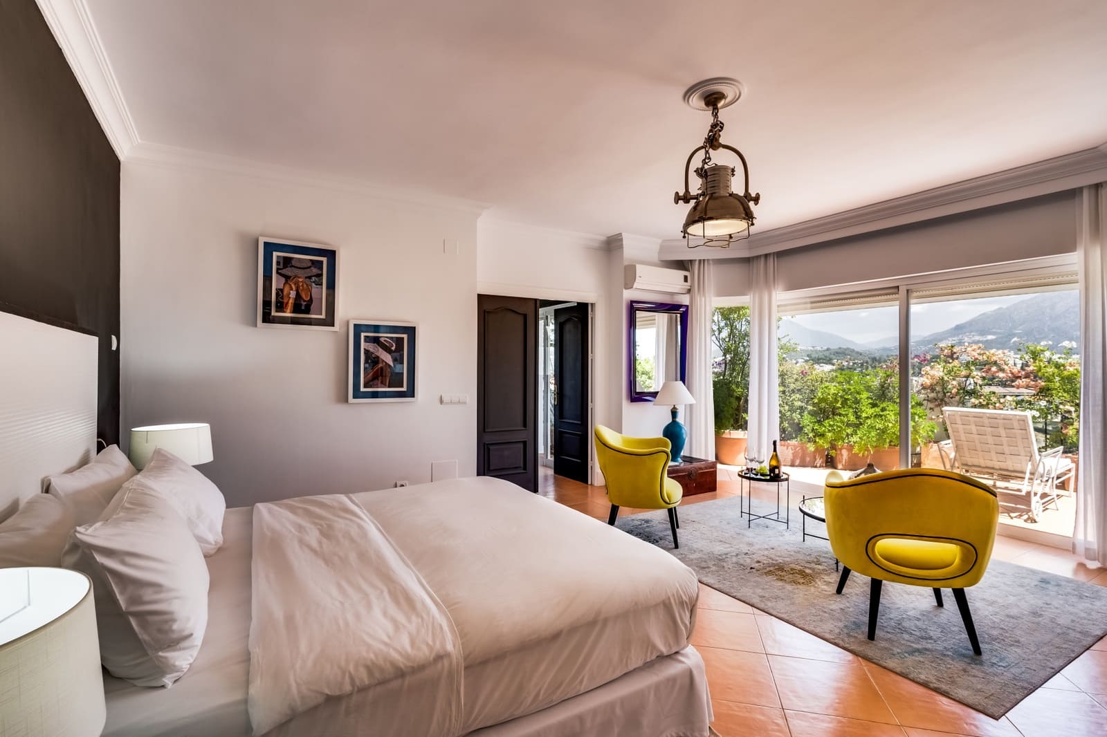3 soveværelse Penthouse til salg i Nueva Andalucia med swimmingpool garage - € 1.750.000 (Ref: 9848605)