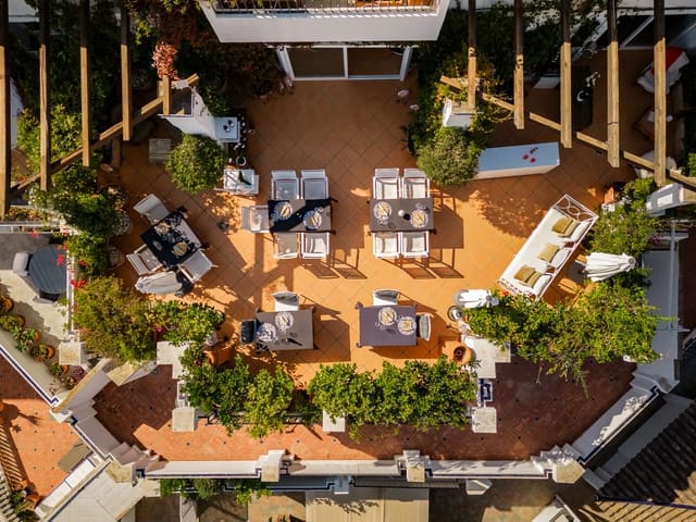 3 Zimmer Penthouse zu verkaufen in Nueva Andalucia, Marbella mit Pool Garage - 1.750.000 € (Ref: 9848605)