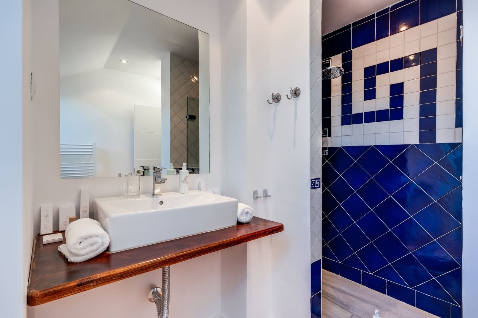 3 soveværelse Penthouse til salg i Nueva Andalucia med swimmingpool garage - € 1.750.000 (Ref: 9848605)