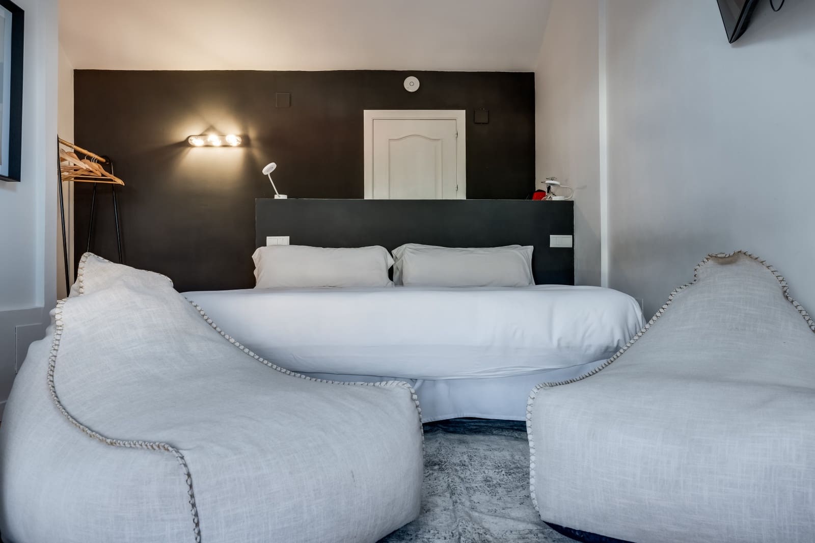 3 soveværelse Penthouse til salg i Nueva Andalucia med swimmingpool garage - € 1.750.000 (Ref: 9848605)