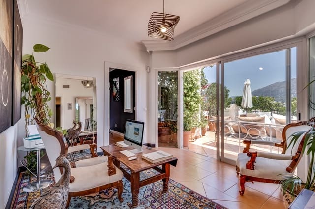3 slaapkamer Penthouse te koop in Nueva Andalucia, Marbella met zwembad garage - € 1.750.000 (Ref: 9848605)