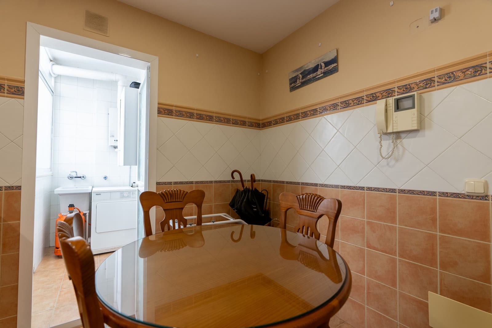 3 bedroom Flat for sale in Estepona - € 950,000 (Ref: 9848606)