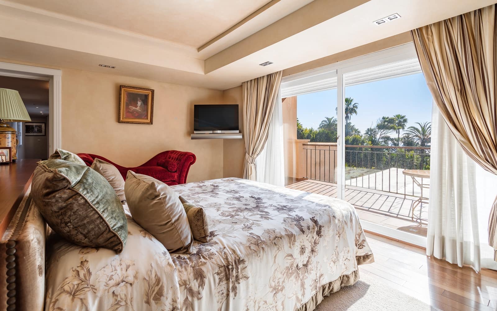 8 bedroom Villa for sale in El Velerin with pool garage - € 6,800,000 (Ref: 9848610)