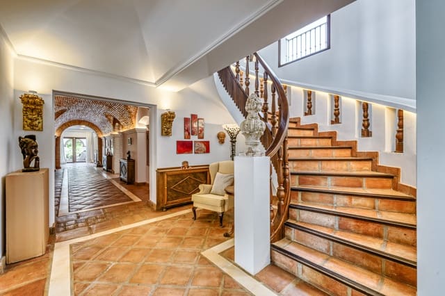 7 soveværelse Finca/Landehus til salg i Elviria, Marbella med swimmingpool garage - € 7.975.000 (Ref: 9848611)