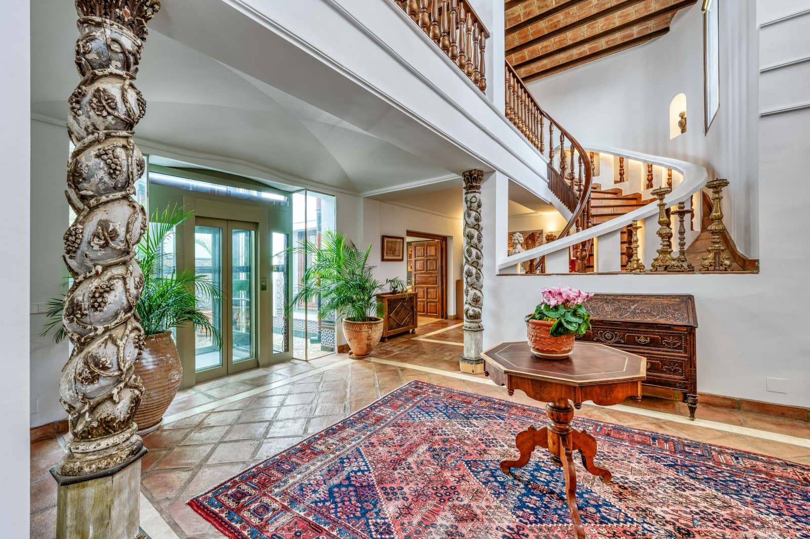 7 soveværelse Finca/Landehus til salg i Marbella med swimmingpool garage - € 7.975.000 (Ref: 9848611)