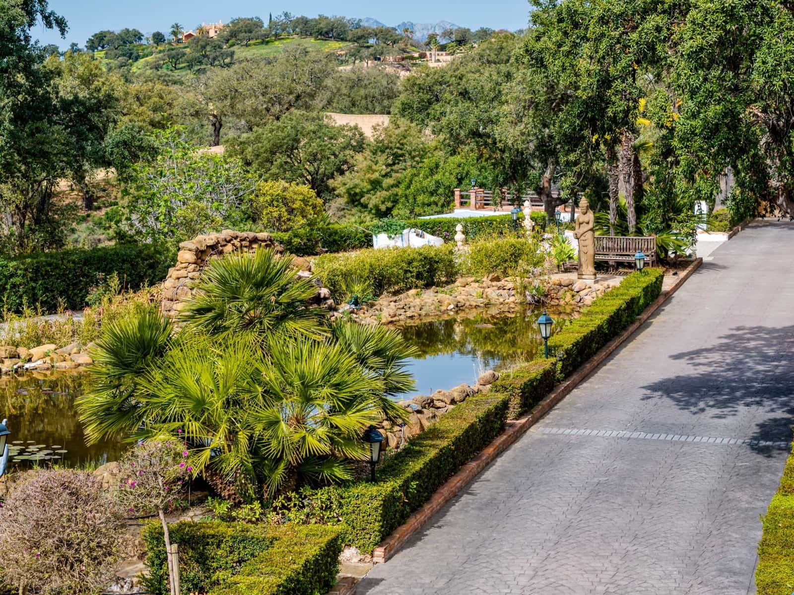 7 soveværelse Finca/Landehus til salg i Marbella med swimmingpool garage - € 7.975.000 (Ref: 9848611)
