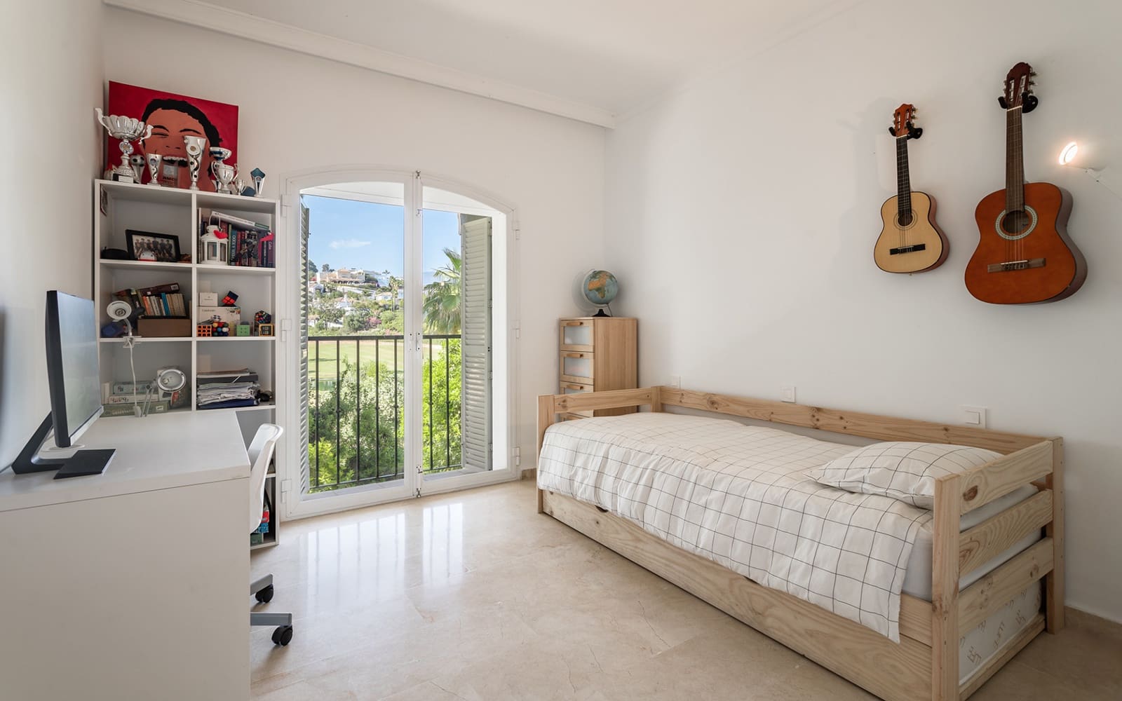 4 slaapkamer Huis te koop in Benahavis met garage - € 875.000 (Ref: 9848612)
