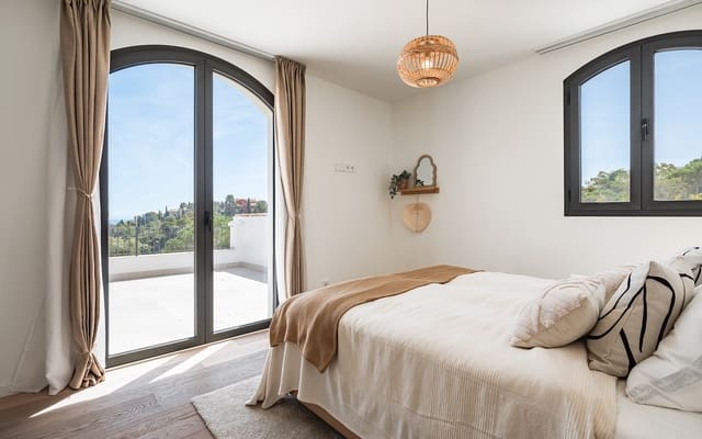 5 slaapkamer Villa te koop in El Madroñal, Benahavís met zwembad garage - € 3.985.000 (Ref: 9848613)