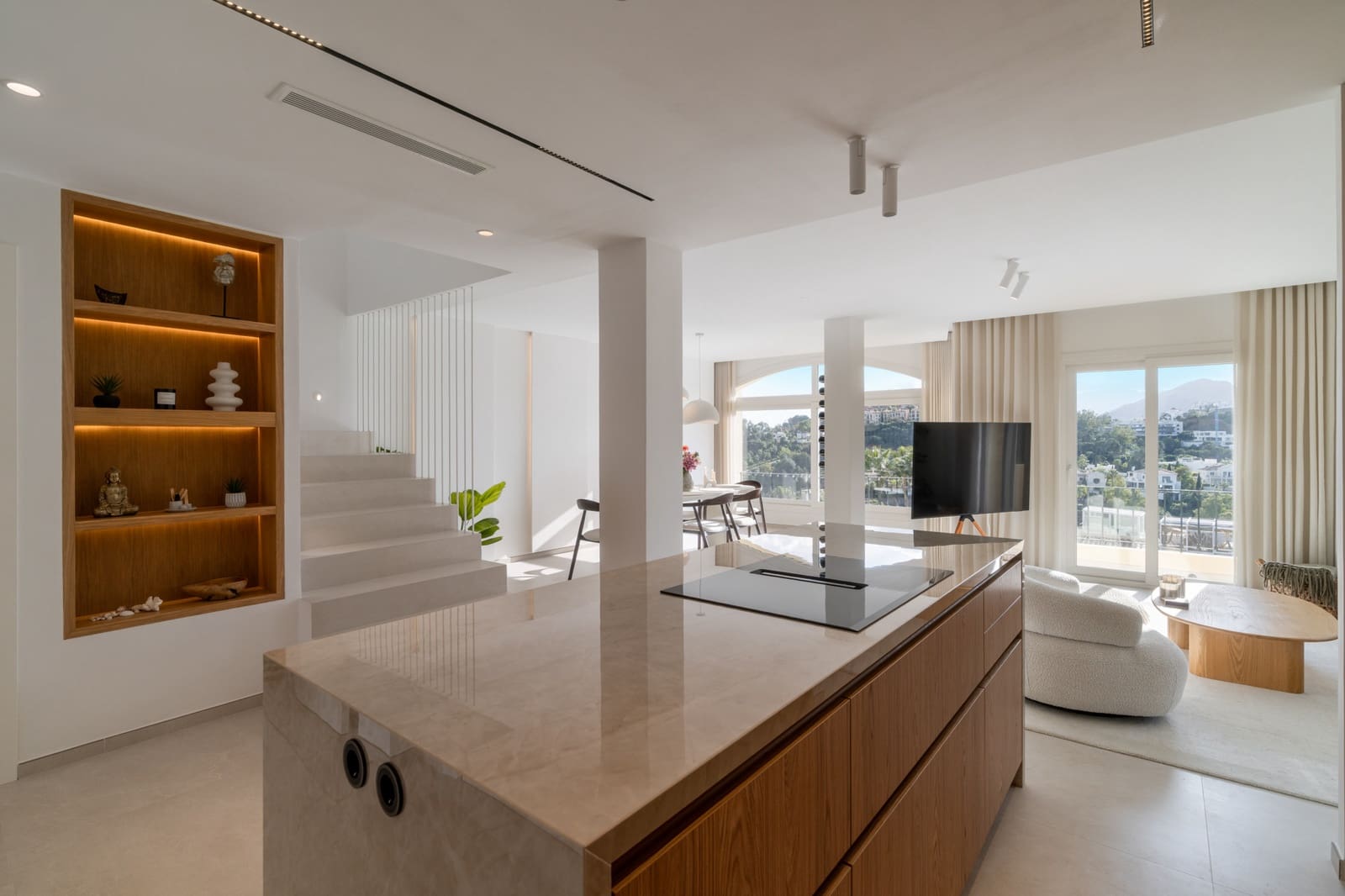 3 bedroom Penthouse for sale in Benahavis with pool garage - € 1,150,000 (Ref: 9848616)