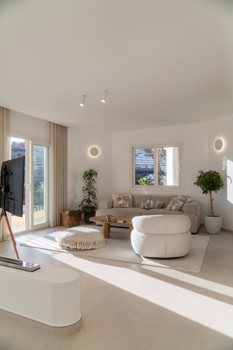 3 bedroom Penthouse for sale in Benahavis with pool garage - € 1,150,000 (Ref: 9848616)