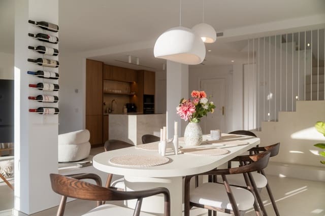 3 chambre Penthouse à vendre à La Quinta, Benahavís avec piscine garage - 1 150 000 € (Ref: 9848616)